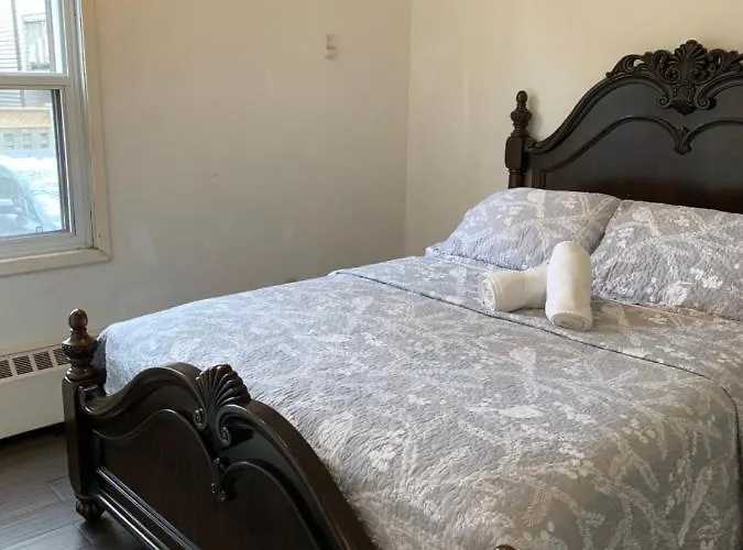 Quarto com cama queen